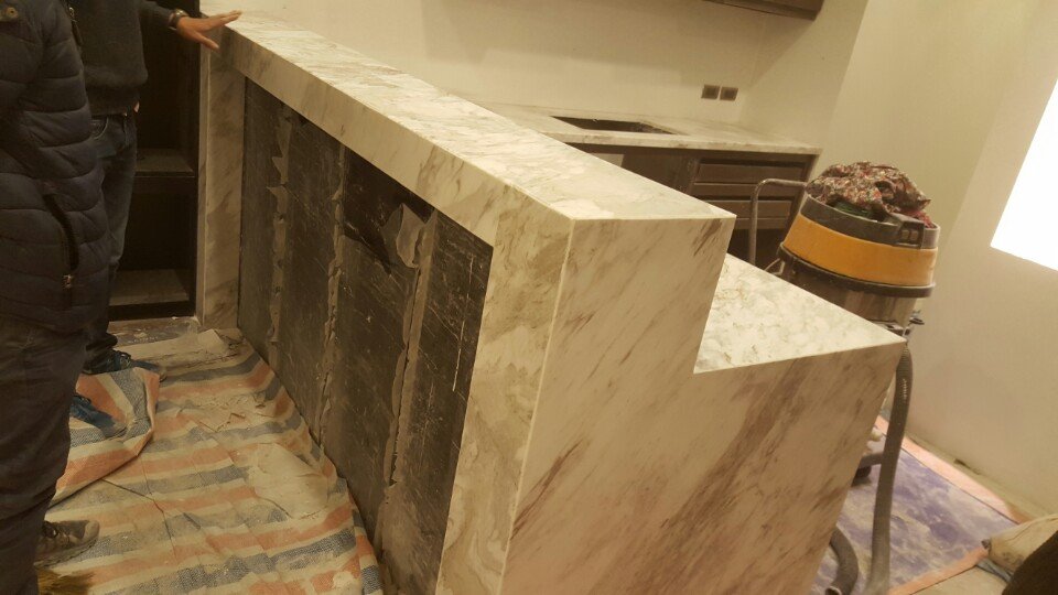 Thi công ốp lát đá bar bếp 