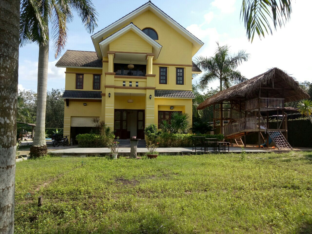 Thiết kế nhà biệt thự 