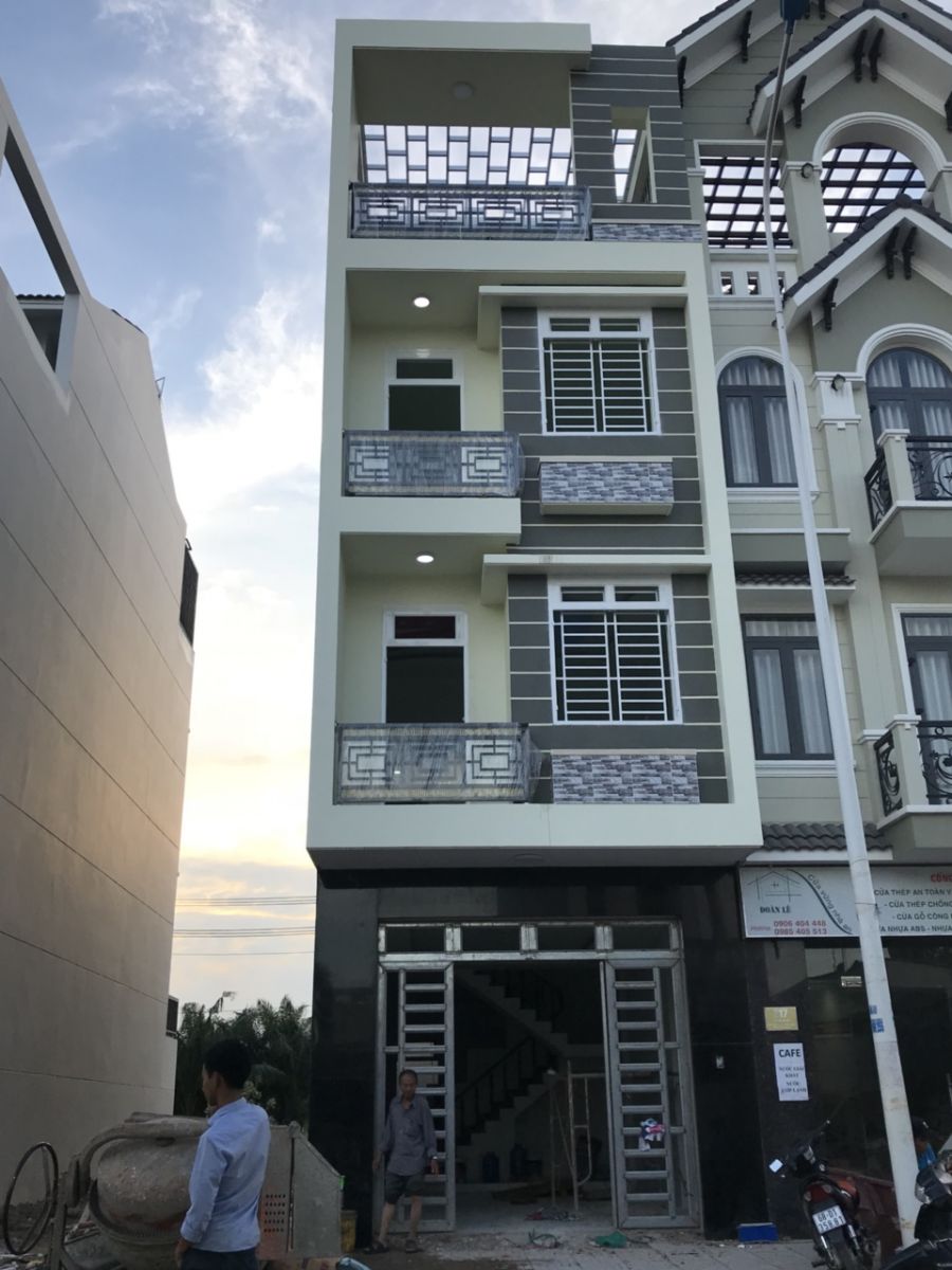 Nhà phố 4 tầng ở trung tâm hành chính Dĩ An