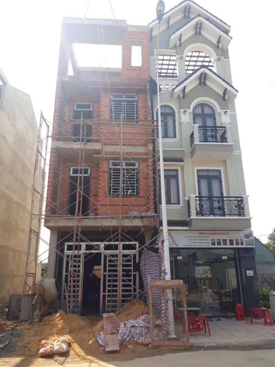 Thầu xây dựng thô 