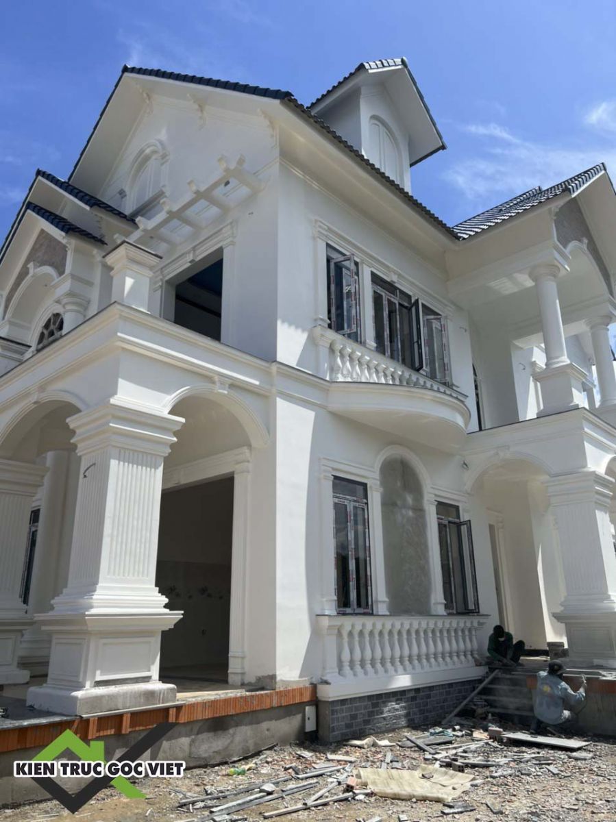 Thầu xây dựng thô và nhân công hoàn thiện biệt thự