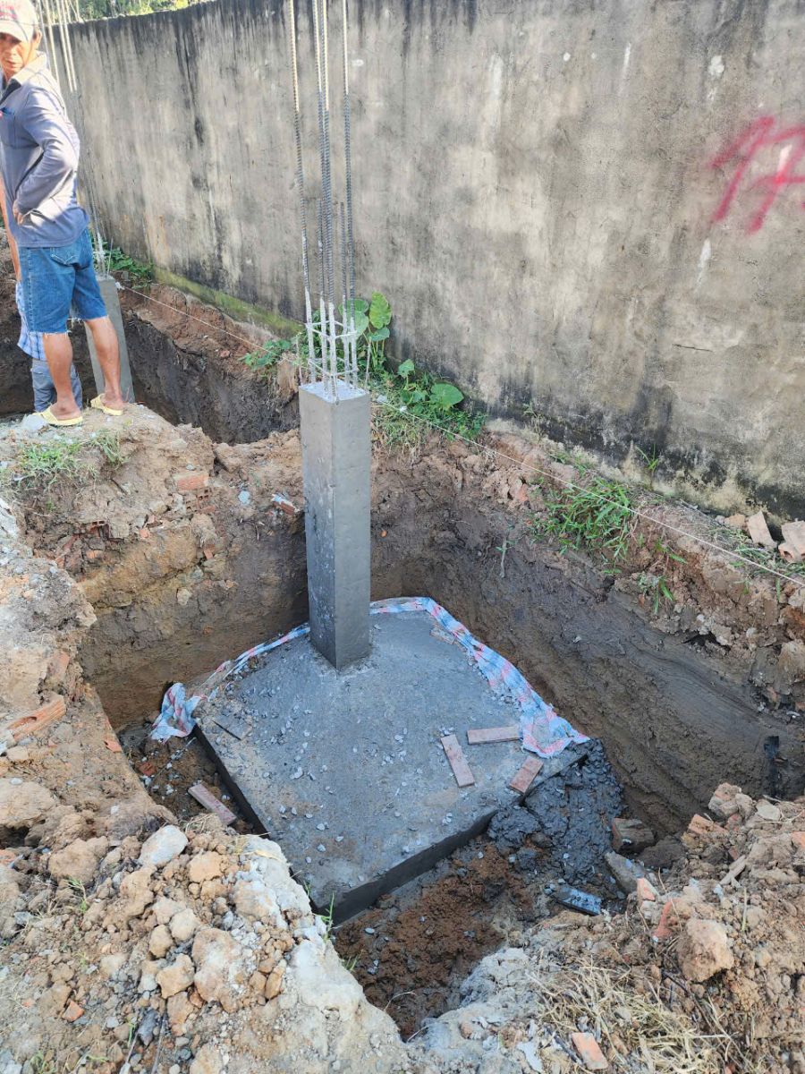 Thi công hệ móng đơn 
